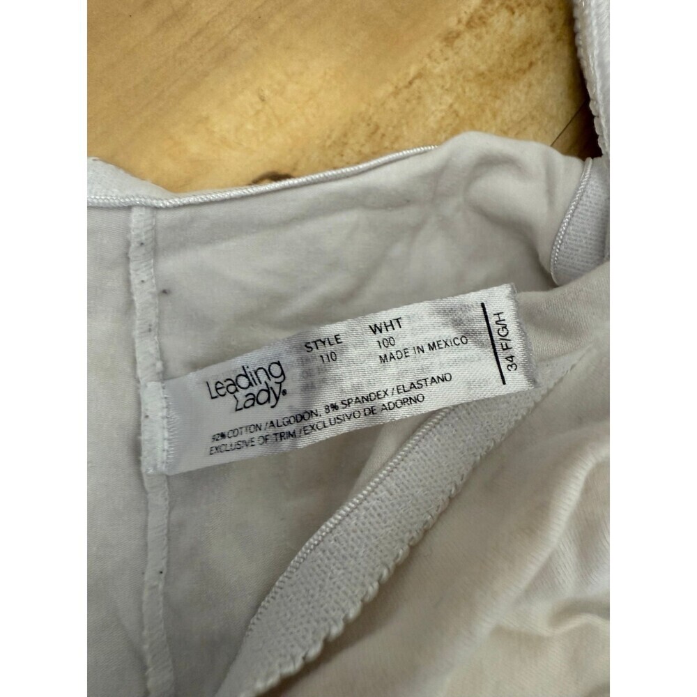 Nine piece women’s size small bras - Picture 6 of 12